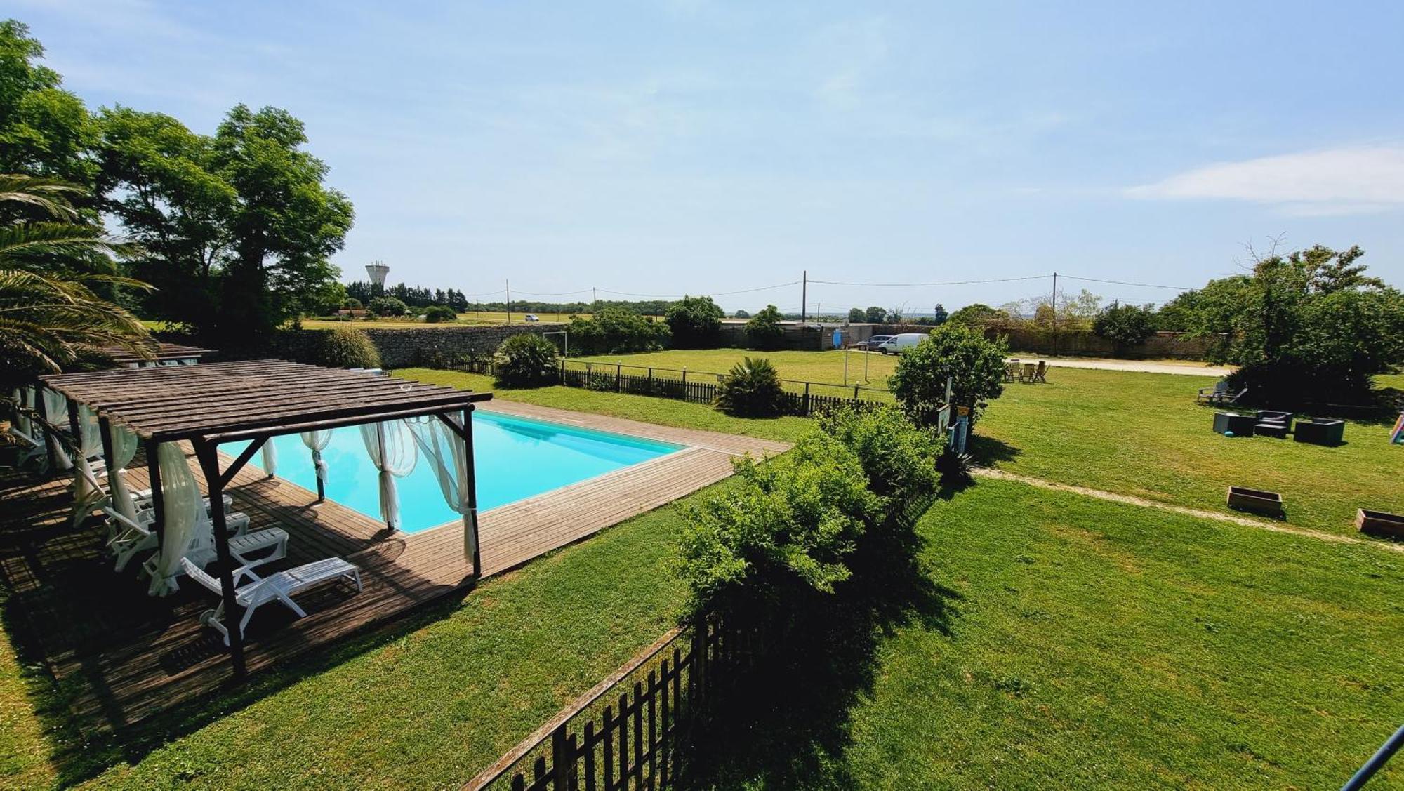 Domaine De Rochebonne Villa Saint-Just-Luzac Eksteriør billede